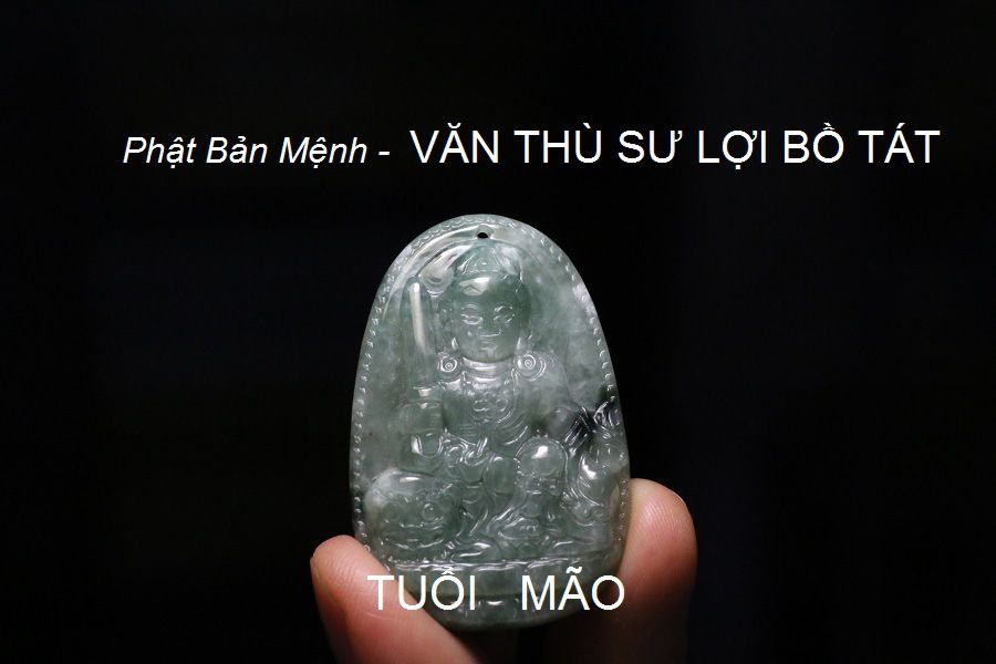 Phật bản mệnh tuổi Mão Bồ Tát Văn Thù đá ngọc Miến Điện 3x4,5 cm