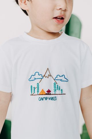  CAMP VIBES TOP 