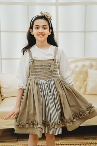  [Pre order] Yếm Smock Royals Cinderella 