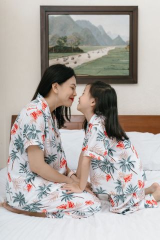  Pyjamas Bé Trắng Lá Dừa 