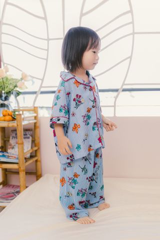  Pyjamas Bé Hoa Sọc Xanh 