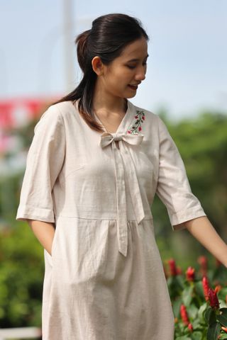  Đầm Linen Nữ Nơ Thêu Hoa 