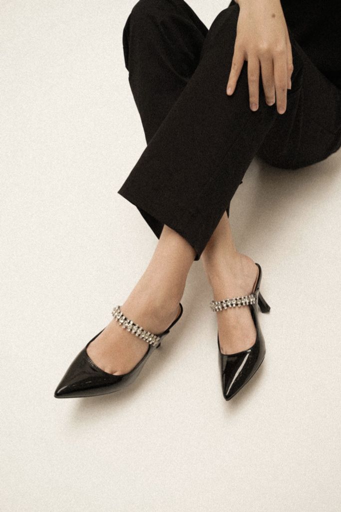 Diana Pointy Mules