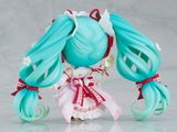  Nendoroid Hatsune Miku: 15th Anniversary Ver. 