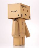  Revoltech Danbo Amazon Box Version 