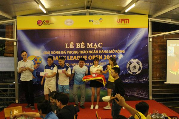 PVcomBank bế mạc giải bóng đá Bank League Open 2017