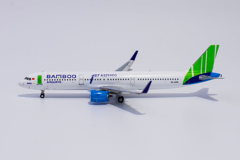 Bamboo Airways Airbus A321neo VN-A588 1st A321neo NG Model 1:400 13026