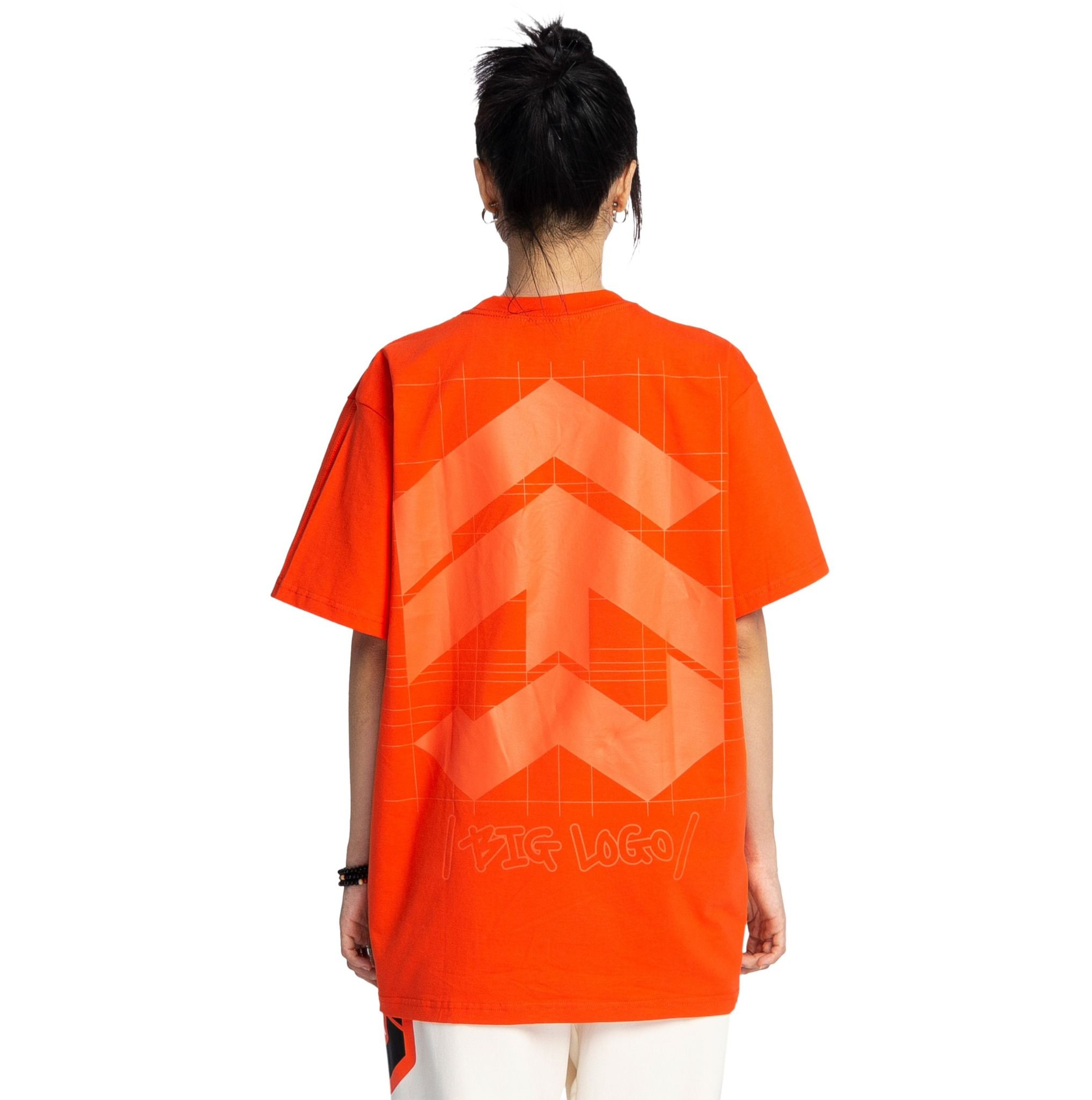 /public icon/ BIGLOGO SQUARE TEE™