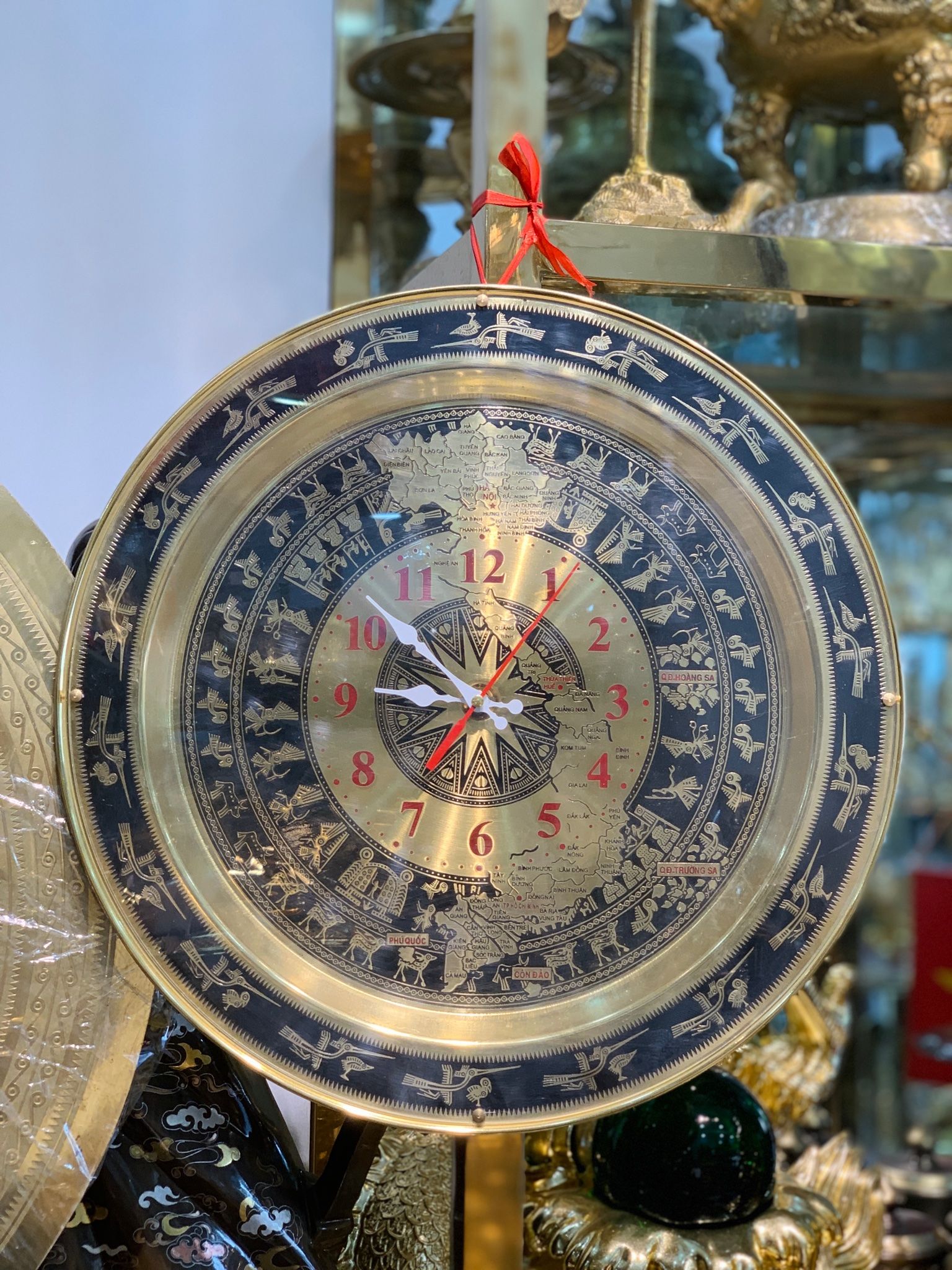 Mặt đồng hồ Trống Đồng Đông Sơn bản đồ