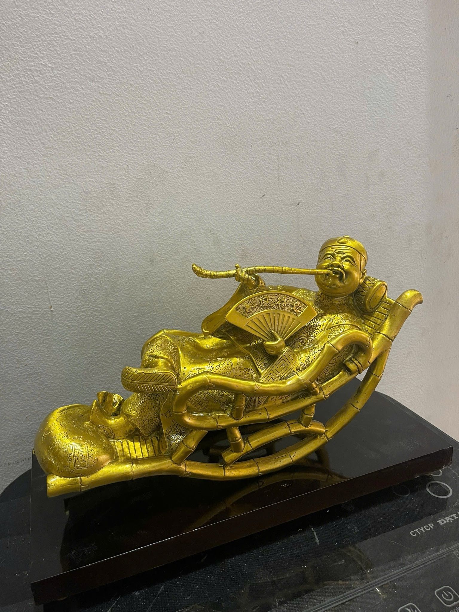 Quản gia cao 20 ngang 37 nặng 9kg