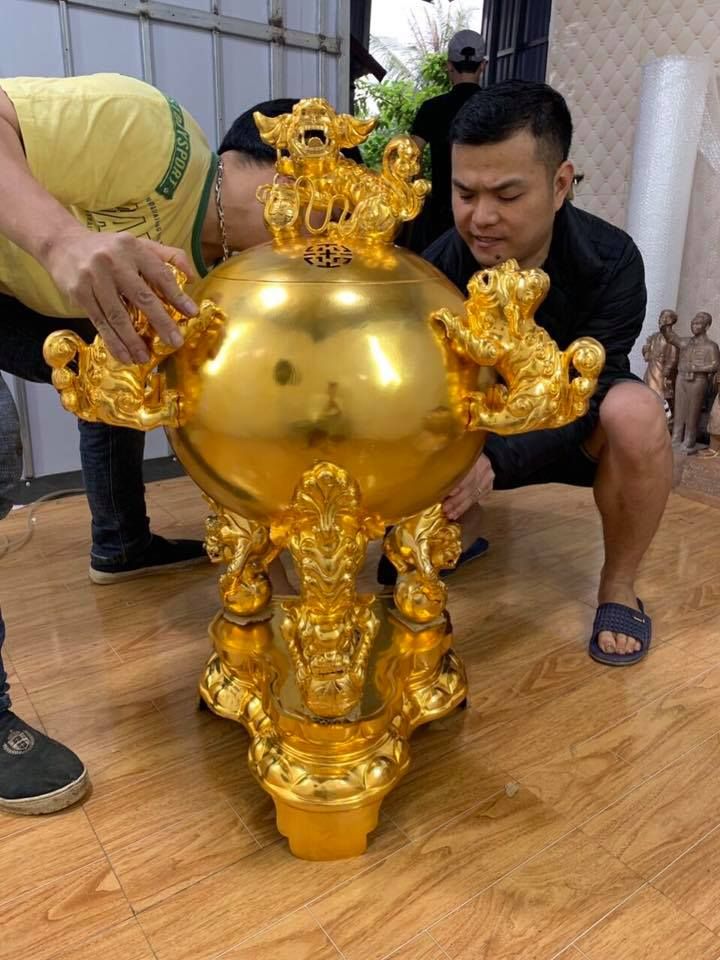 Đỉnh đồng đỏ thất lân vờn cầu 1m2 100kg thếp vàng