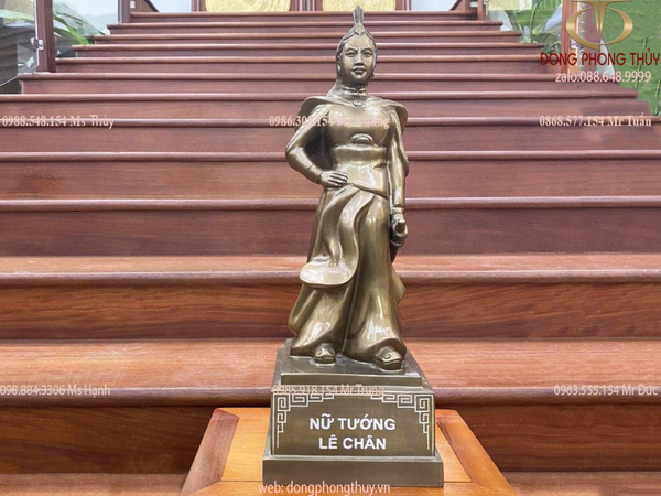 Tượng Nữ Tướng Lê Chân bằng đồng đỏ cao 50cm nặng 9kg