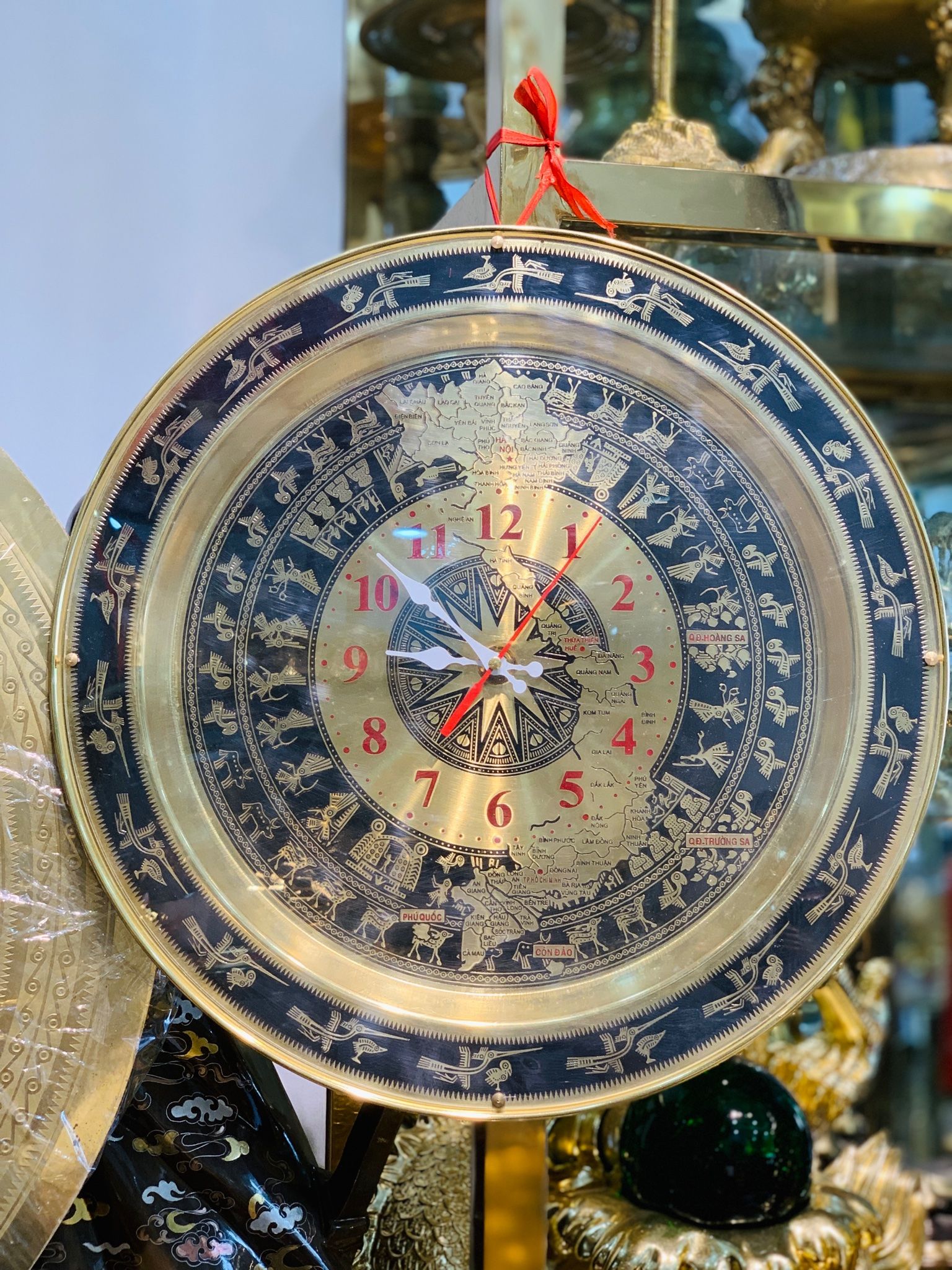 Mặt đồng hồ Trống Đồng Đông Sơn bản đồ