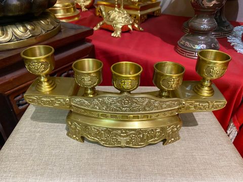 Bộ chén thờ 5 chén bằng đồng màu vàng ngai 29cm