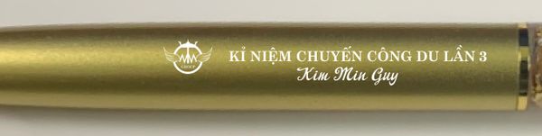 Bút ký đẹp khắc tên vàng 24k: quà tặng sếp nam nữ
