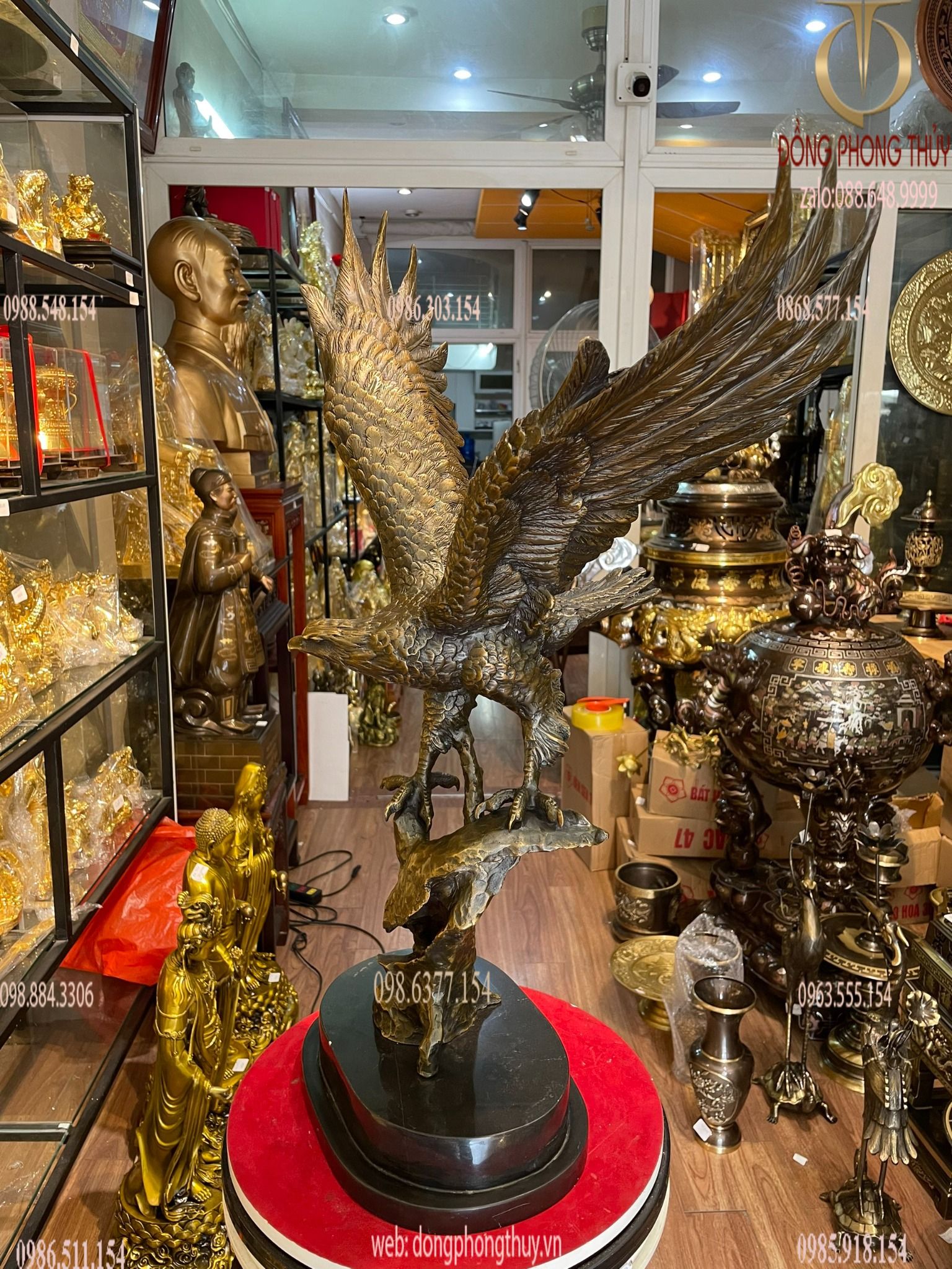 tượng đại bàng bằng đồng cao 72cm ngang 47cm nặng 15kg
