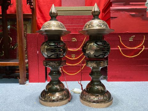 Đèn thờ bằng đồng đèn thờ cao cấp đèn thờ đồng đèn thờ cúng bộ đèn thờ Đôi đèn cao 45 nặng 10,2kg