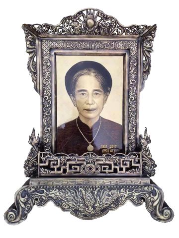 Khung ảnh bằng đồng