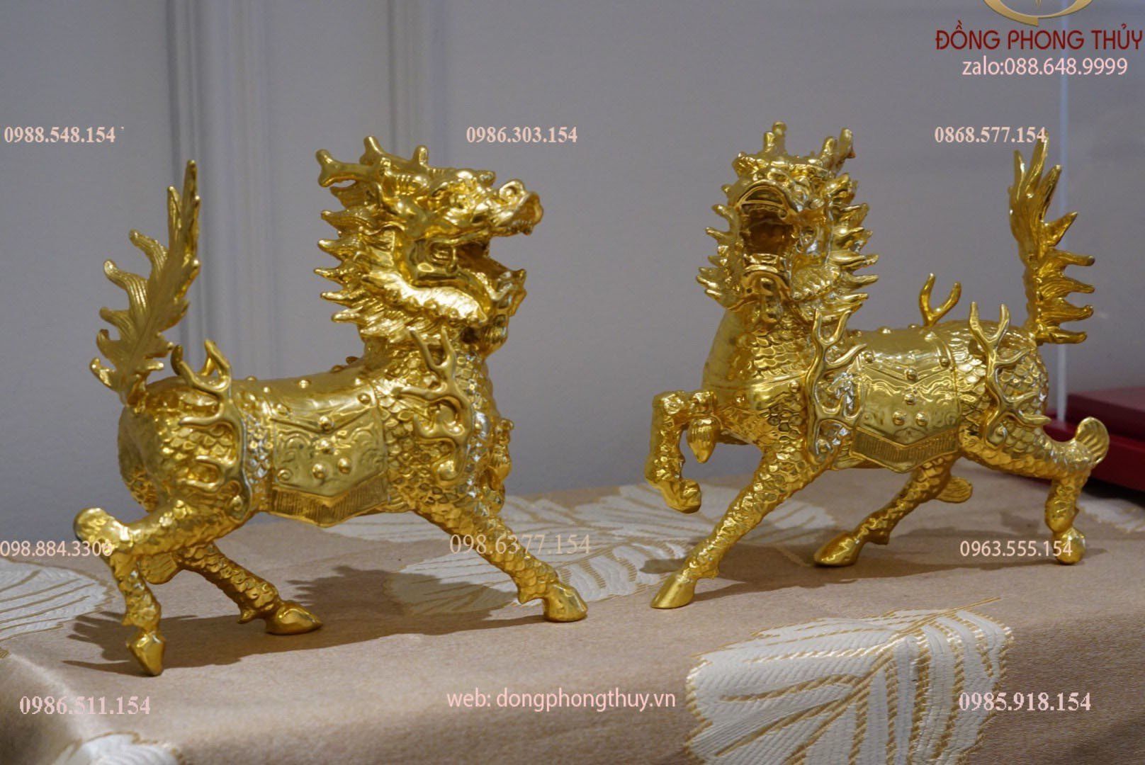 Đôi long mã bằng đồng dát vàng 24k