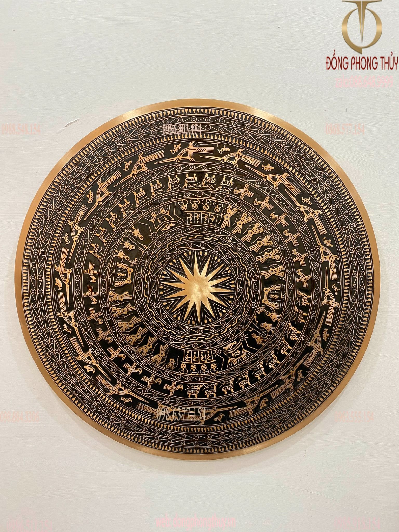 Mặt trống đồng đỏ