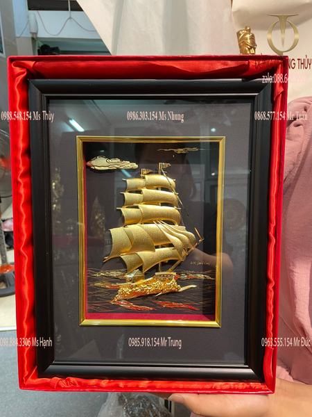 Quà tặng vip - Quà tặng sếp : tranh thuận buồm xuôi gió mạ vàng 24k kích thước 25cm * 32cm