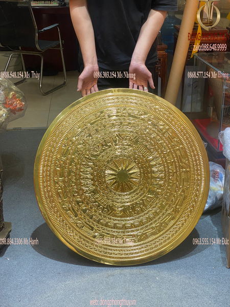Quà tặng: mặt trống đồng Đông Sơn bằng đồng đỏ dát vàng 24k 80cm nặng 23,5kg