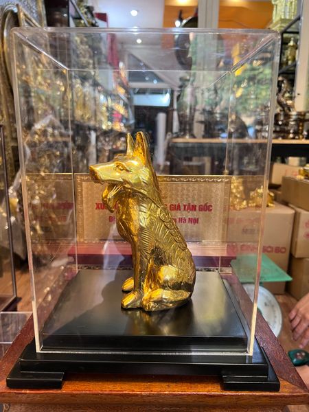 Quà tặng sếp: Tượng chó phong thủy bằng đồng dát vàng 24k