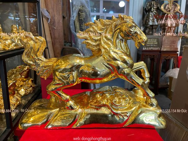 Quà tặng sếp: Tượng ngựa phong thủy bằng đồng dát vàng 24k