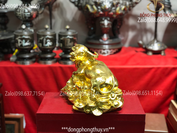 Tượng trâu vàng phong thủy nằm bằng đồng thếp vàng 24k cao 16cm