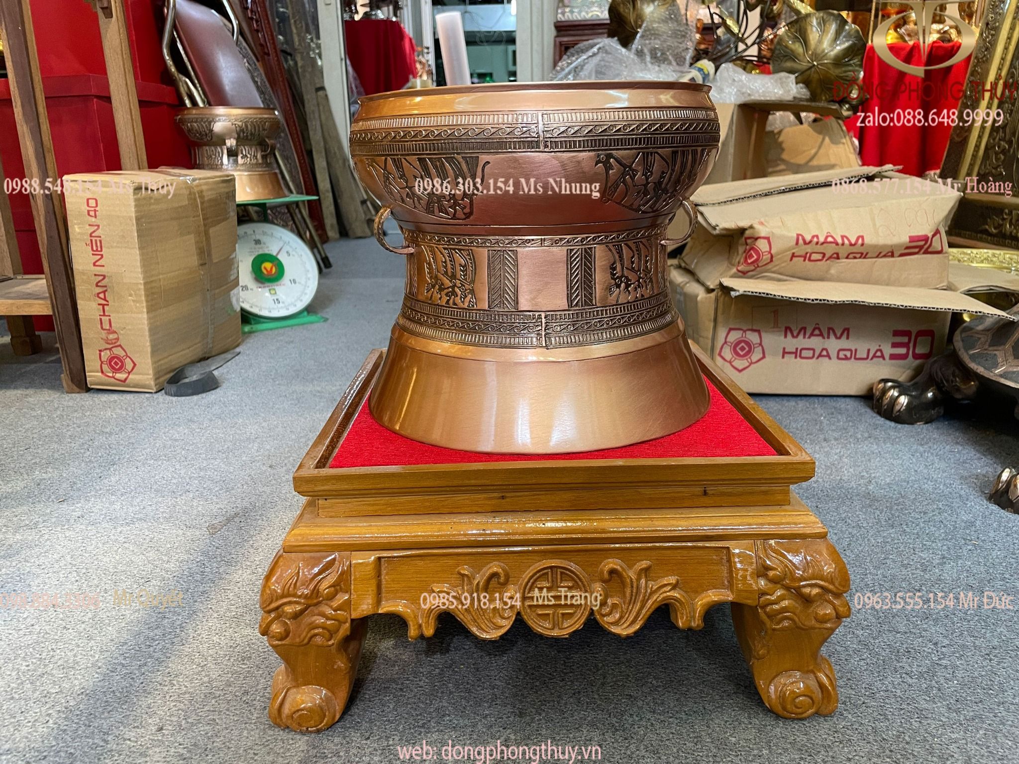 Trống Đồng Đông Sơn 25k bằng đồng đỏ hoa văn trìm