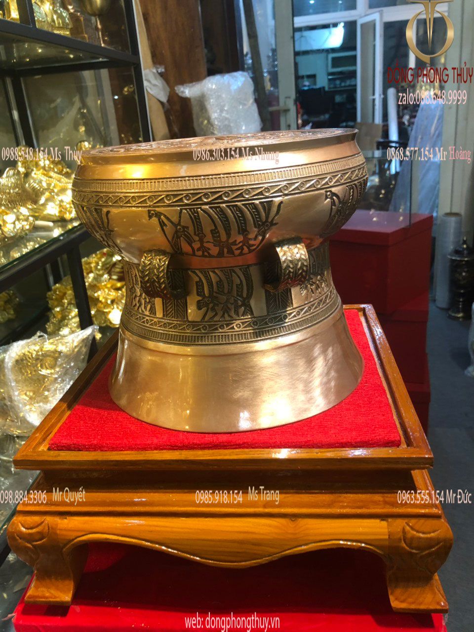 Trống Đồng Đông Sơn 25k bằng đồng đỏ hoa văn trìm