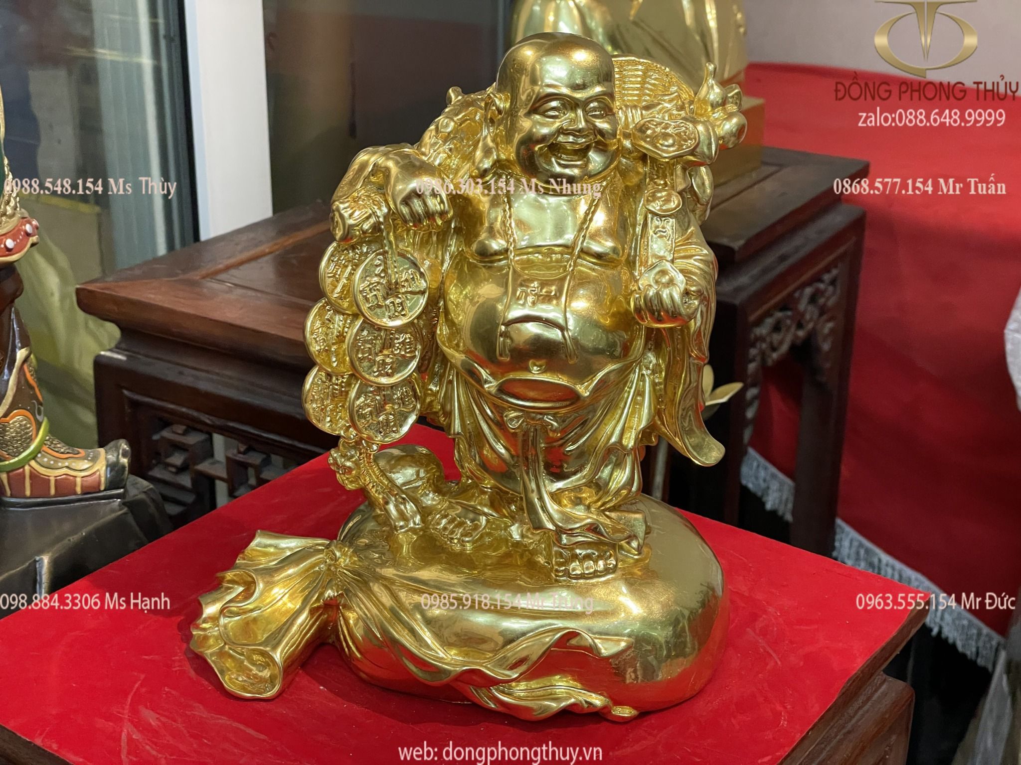 TƯỢNG DI LẶC ĐỨNG BỊ GÁNH BAO TIỀN BẰNG ĐỒNG DÁT VÀNG 24K