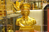 Tượng bác Đại Tướng Võ Nguyên Giáp bằng đồng dát vàng ròng 9999 cao 42cm ngang 30 nặng 11,6 kg