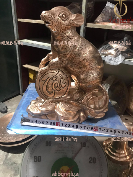 Tượng chuột phong thủy bằng đồng đỏ cao 29cm