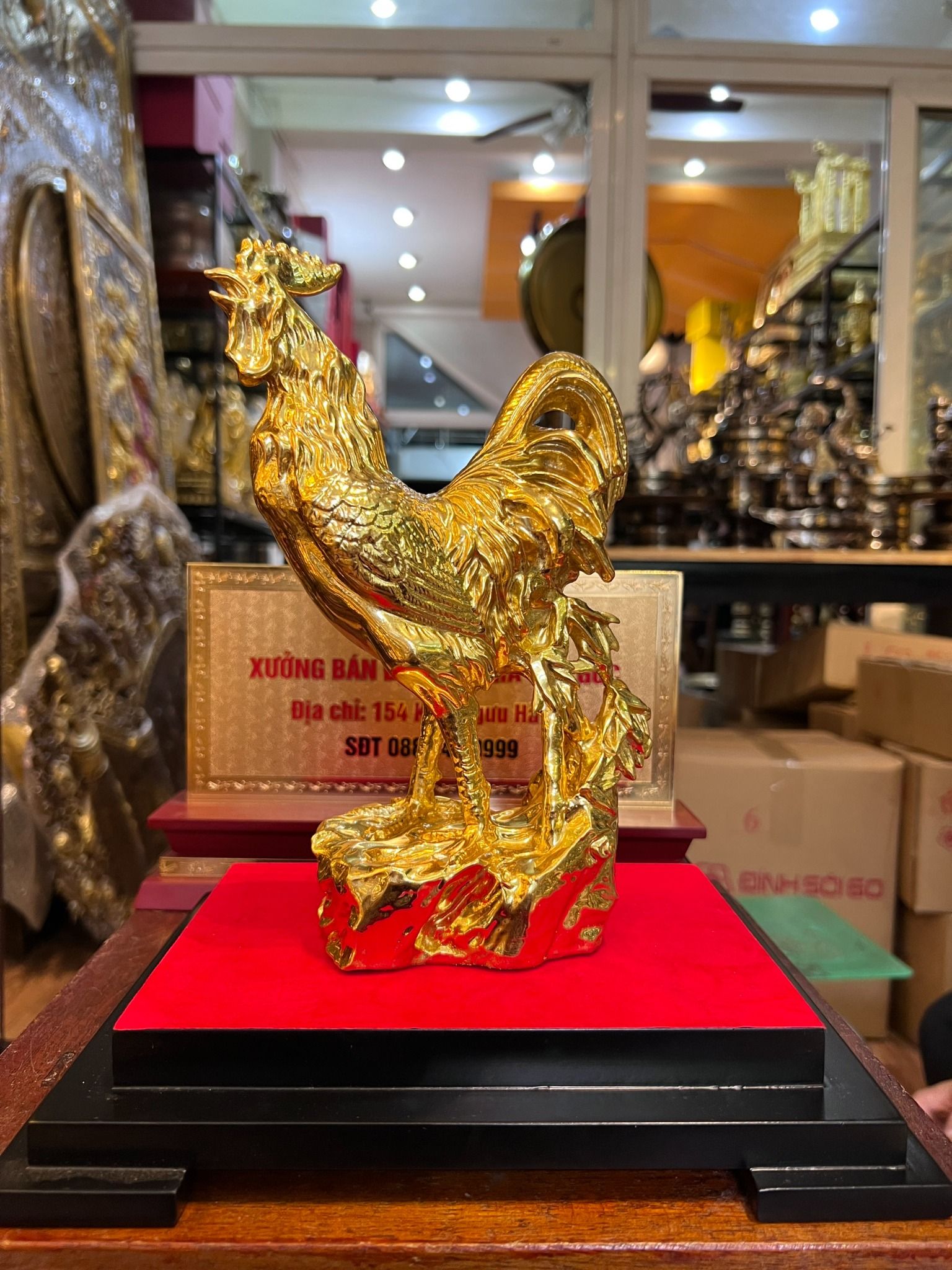 Tượng gà bằng đồng dát vàng 24k món quà tặng sếp ý nghĩa