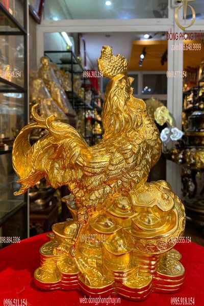 Tượng gà trống dát vàng 24k