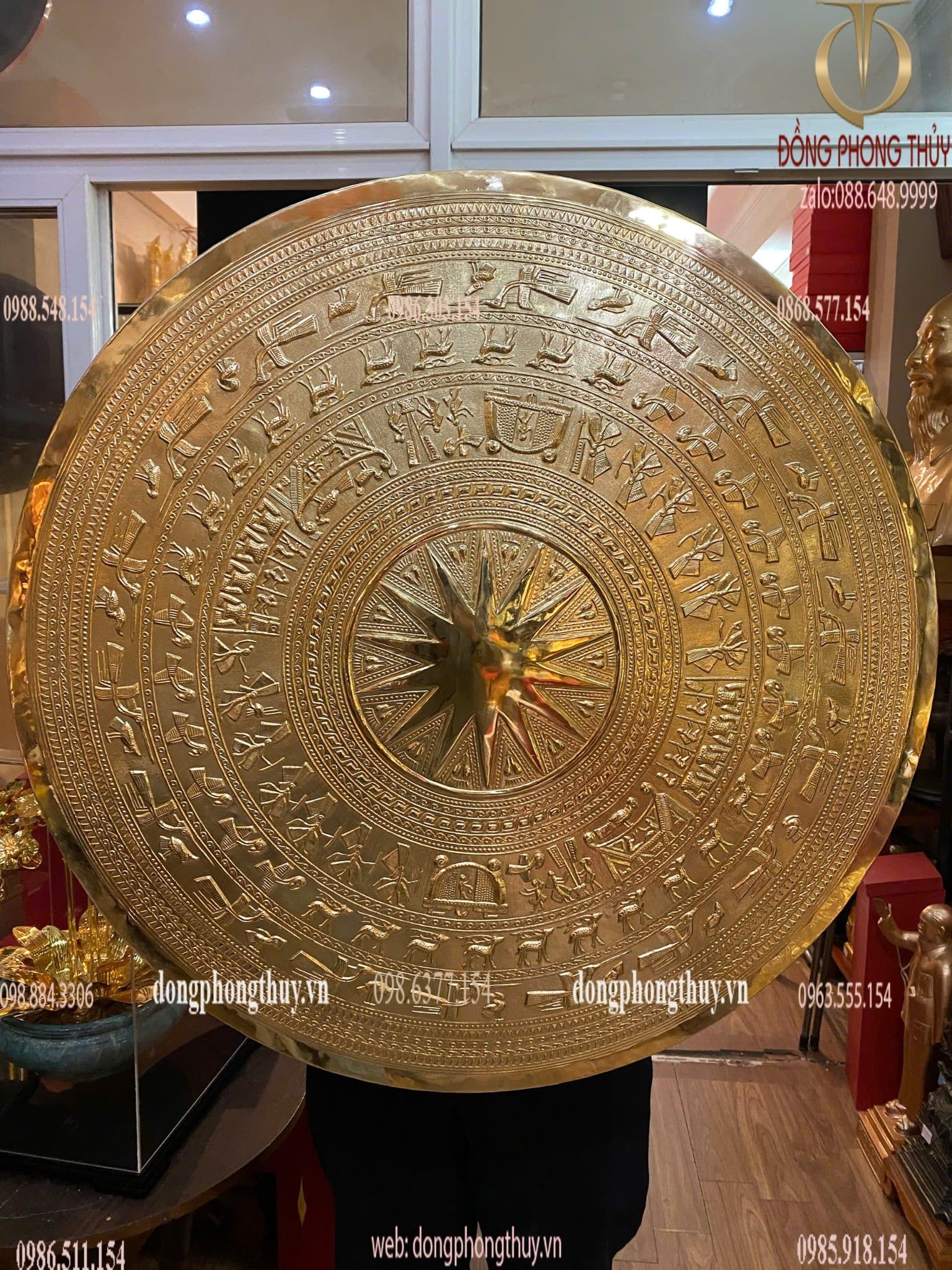 Mặt trống thúc đường kính 80cm dát vàng