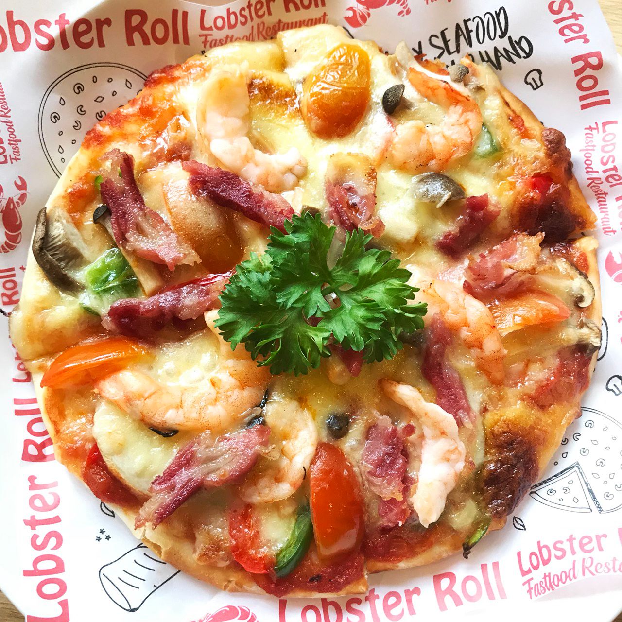 PIZZA TÔM & THỊT XÔNG KHÓI