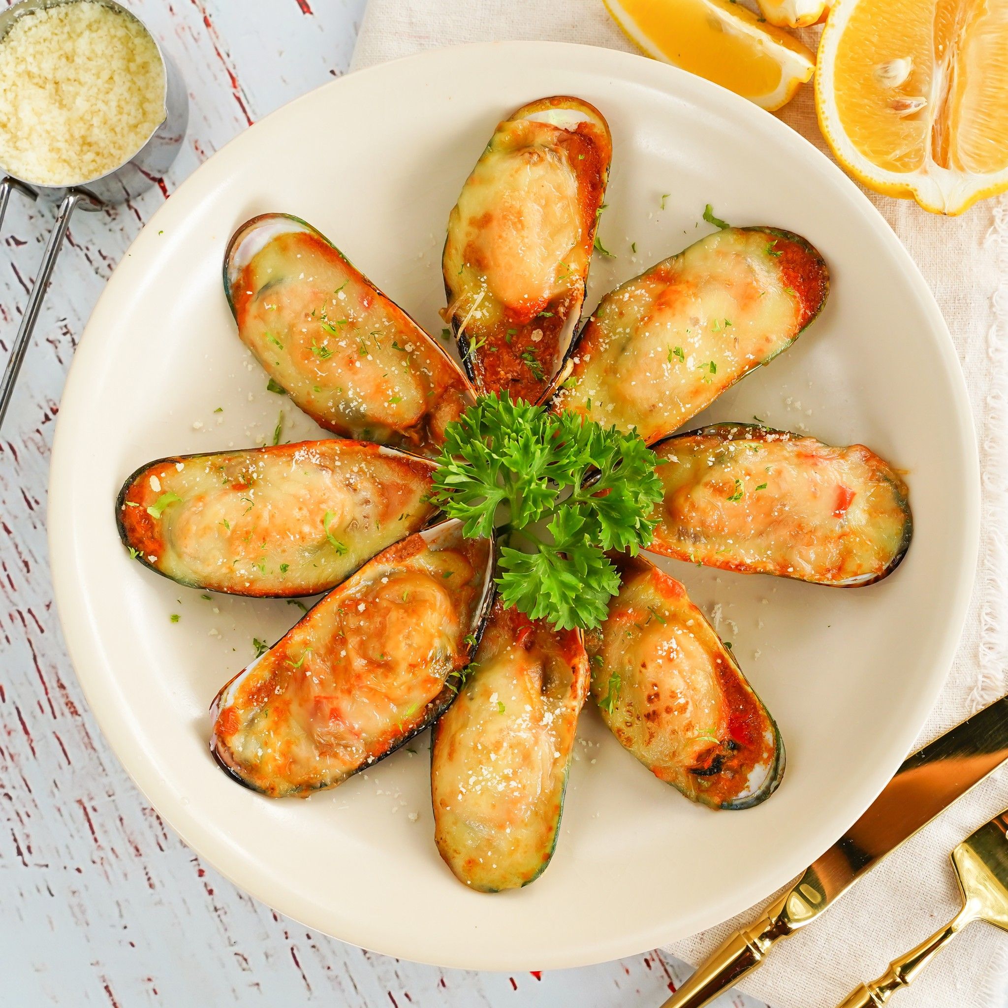 Vẹm Đút Lò Sốt Phô Mai Cay