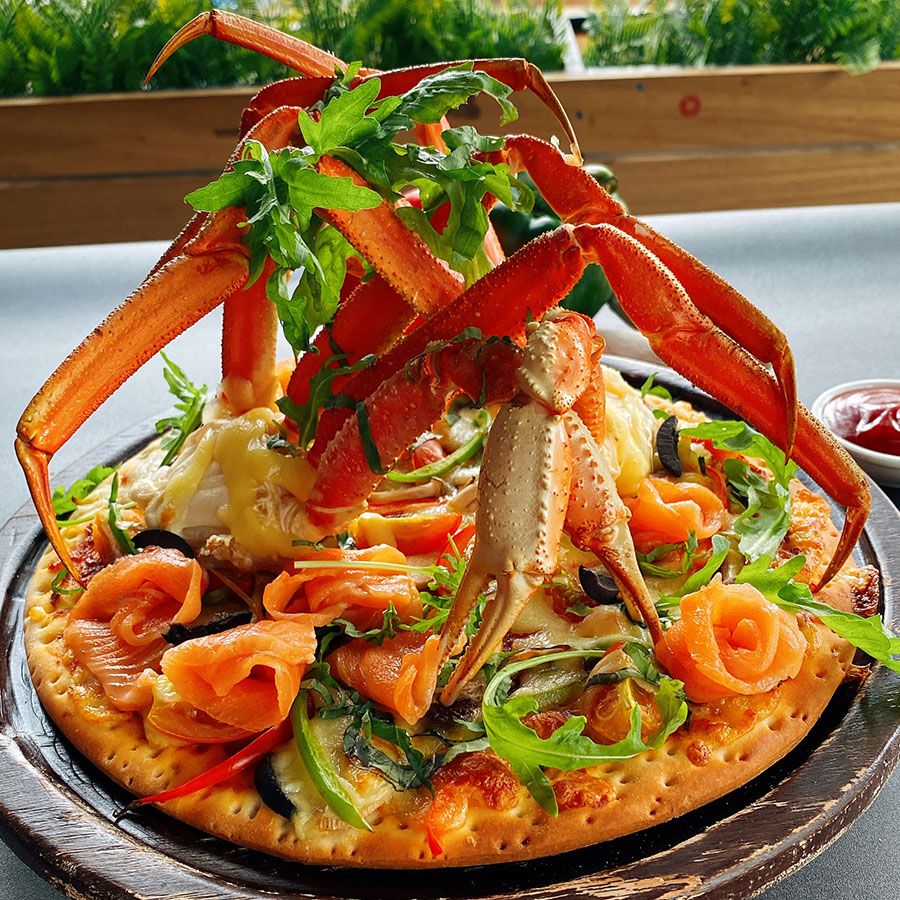 PIZZA LÂU ĐÀI CUA TUYẾT