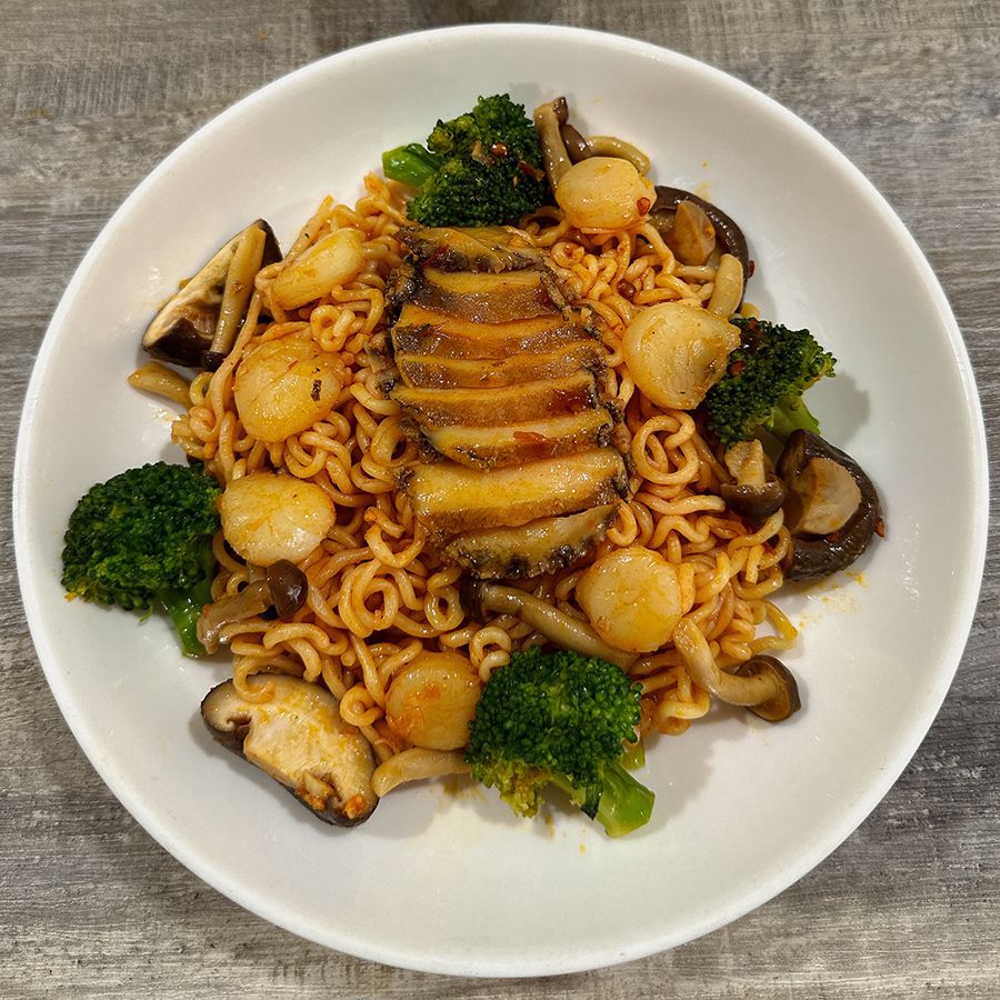 MÌ BÀO NGƯ CỒI ĐIỆP SỐT SATE CAY