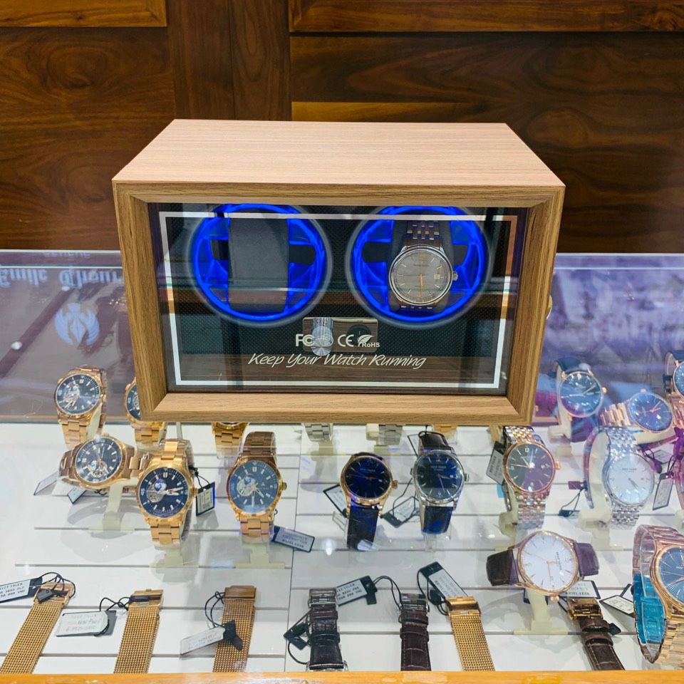 Hộp xoay đồng hồ 2 ngăn có đèn Led vỏ gỗ
