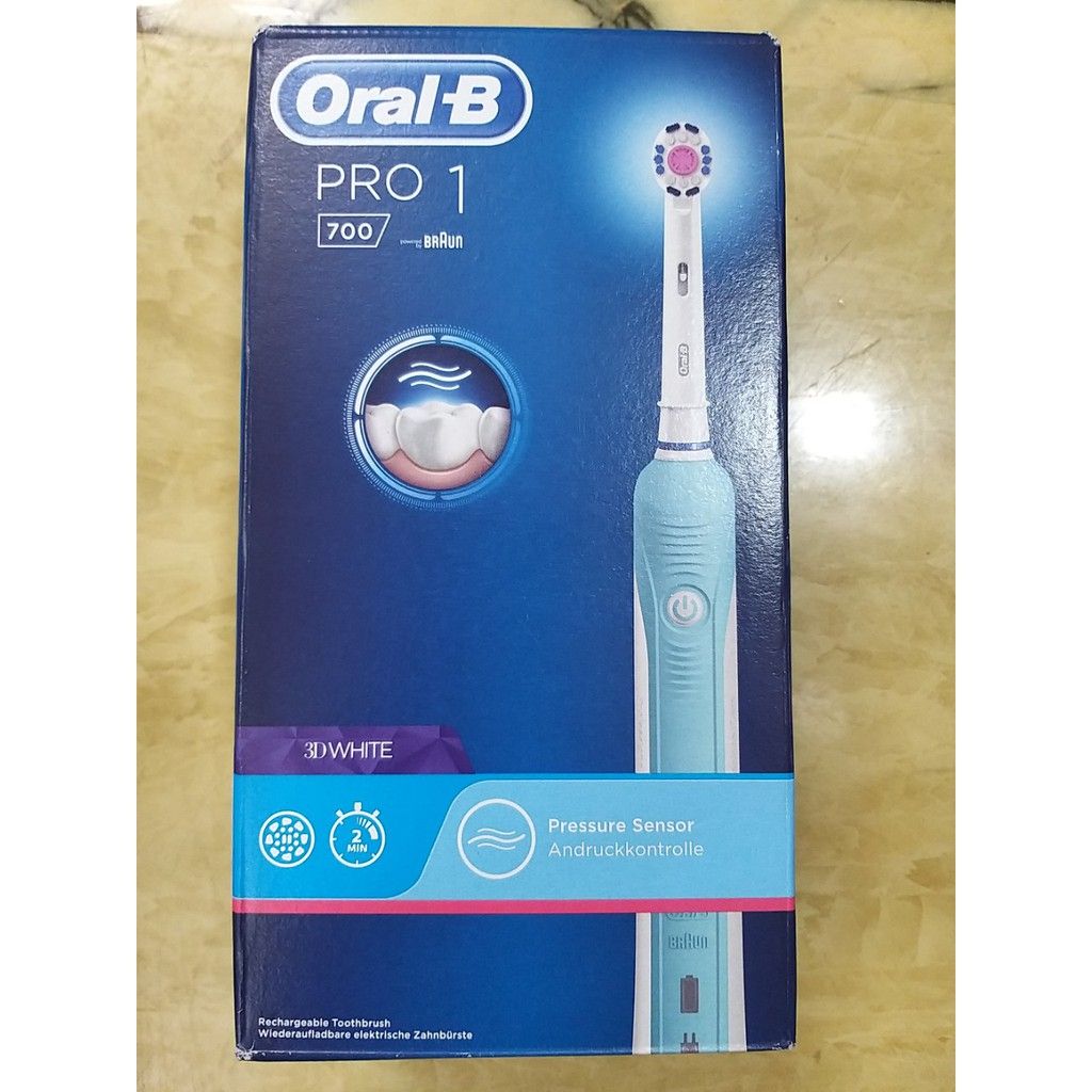 Bàn chải đánh răng điện Oral-B Pro 700 Braun 3D của Mỹ