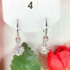 Bông tai bạc ý xi kim số 4, đá CZ Moissanite 5 mm