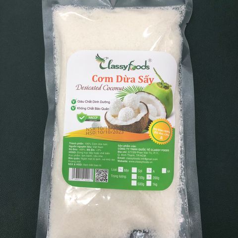 Cơm dừa sấy khô mịn Classyfoods 200g