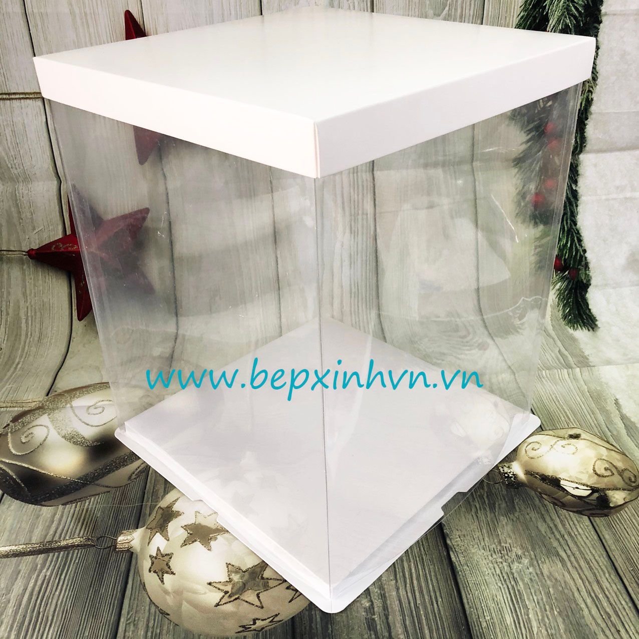 Hộp bánh kem nhựa trong nắp trắng 28x35cm VN