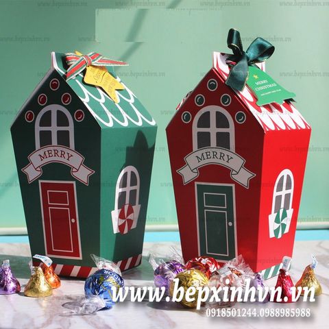 Hộp bánh kẹo Giáng Sinh ngôi nhà chóp nhọn (set 5 hộp)