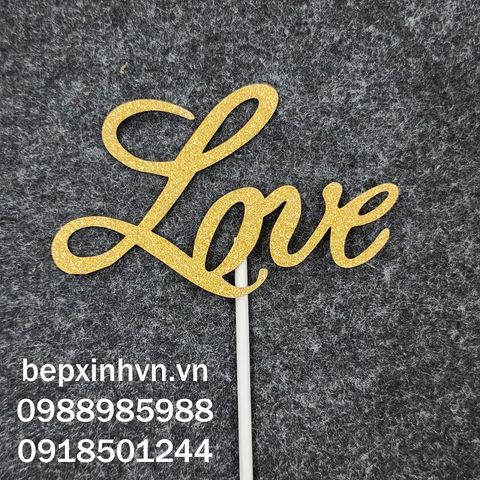 Ghim trang trí bánh kem chữ Love số 2