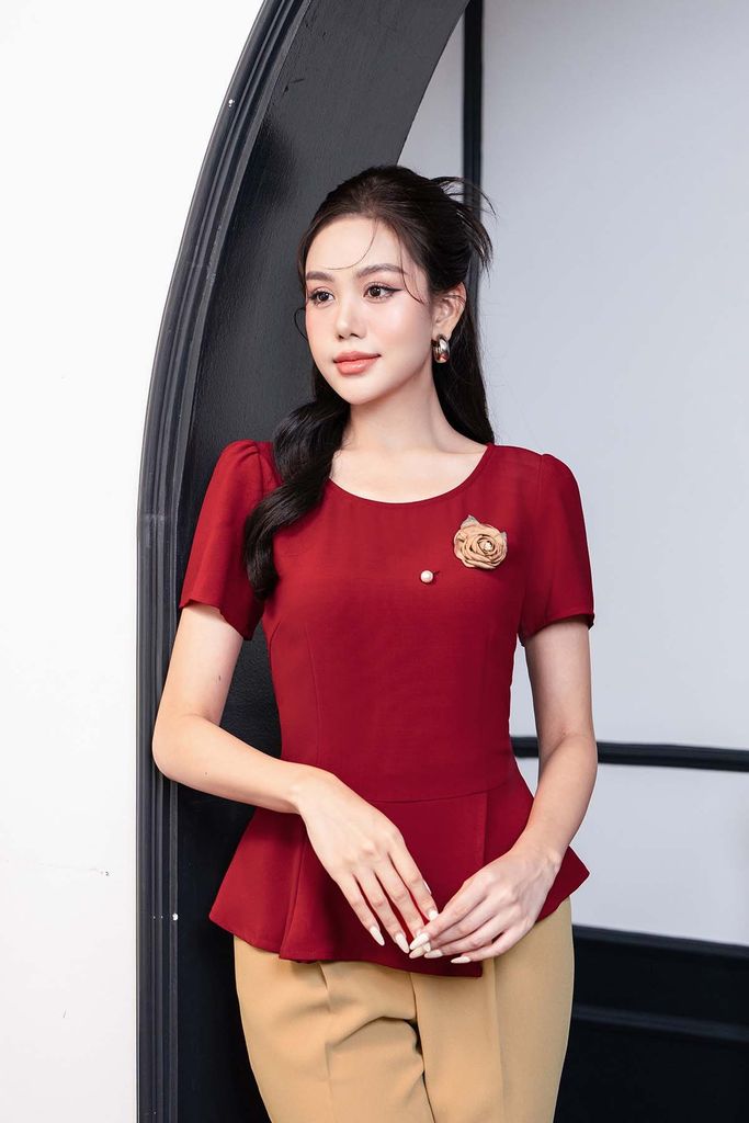 áo peplum gấu xếp ly cài hoa - L61B22Q028