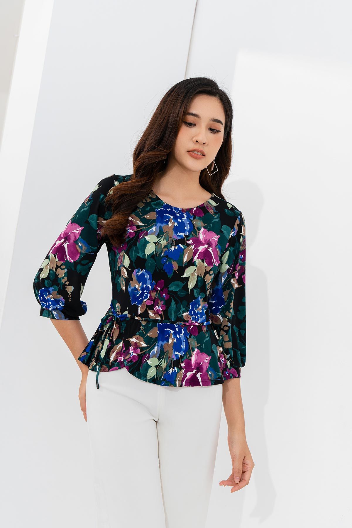 Áo Peplum Nơ Eo Tay Lỡ - L61B22Q049